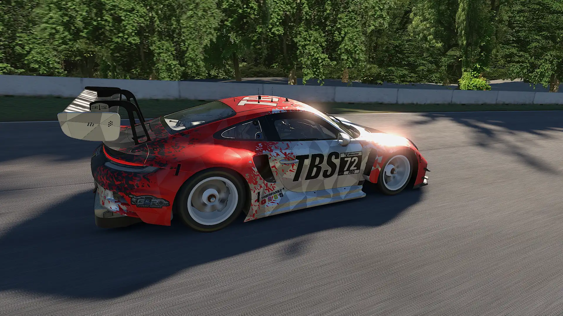 Custom iRacing livery for Audi R8 LMS — black with gold and chrome accents